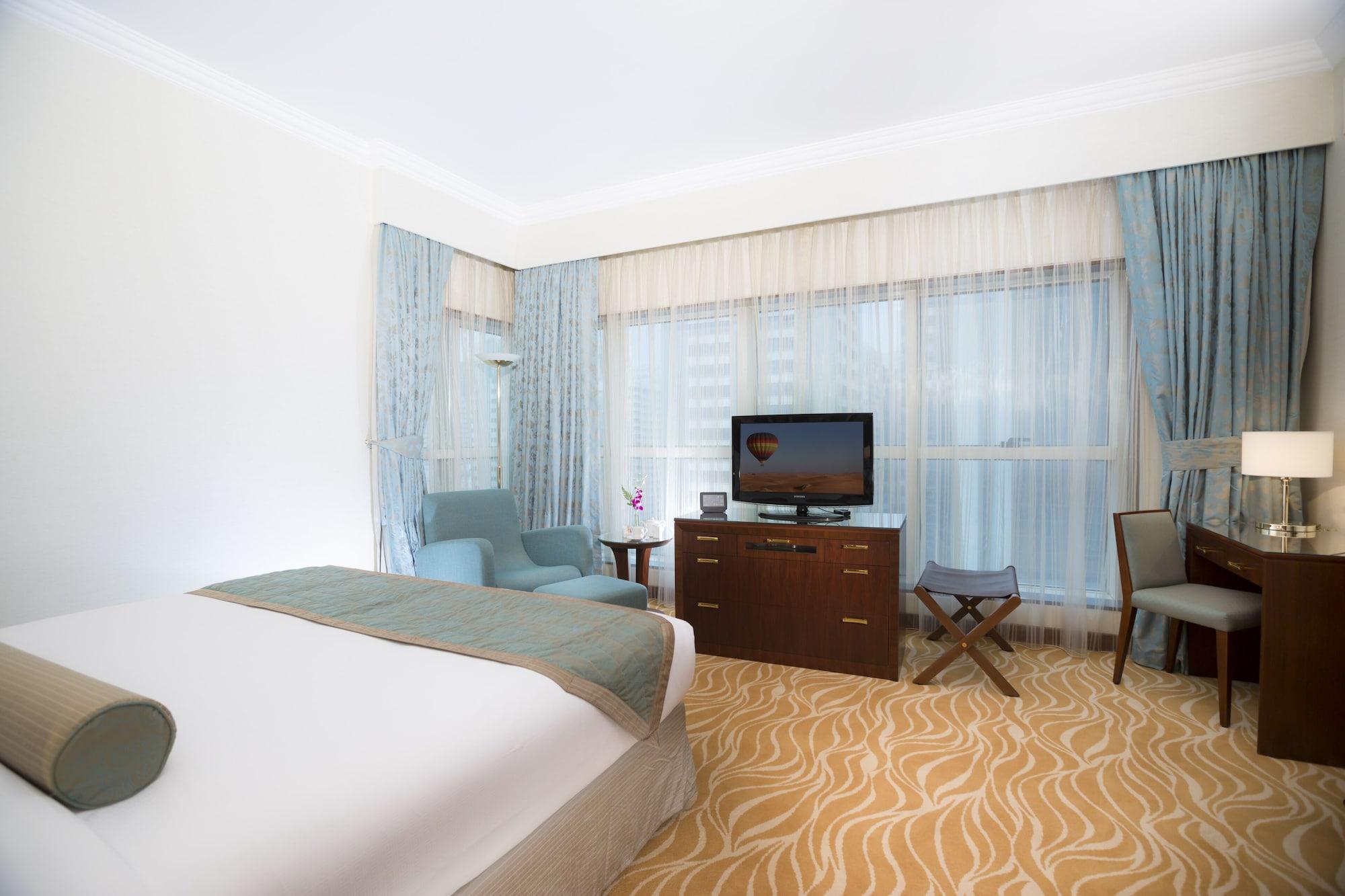 Grand Mercure Majlis Residences Abu Dhabi Eksteriør bilde A room at the hotel